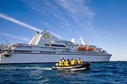 barco polar para cruceros exclusivos por el Antártico de la mano de Señores Pasajeros