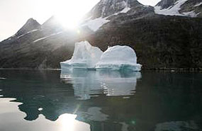 Groenlandia es el segundo de los 3 países árticos que visitaremos, es además, una autonomía política perteneciente a Dinamarca