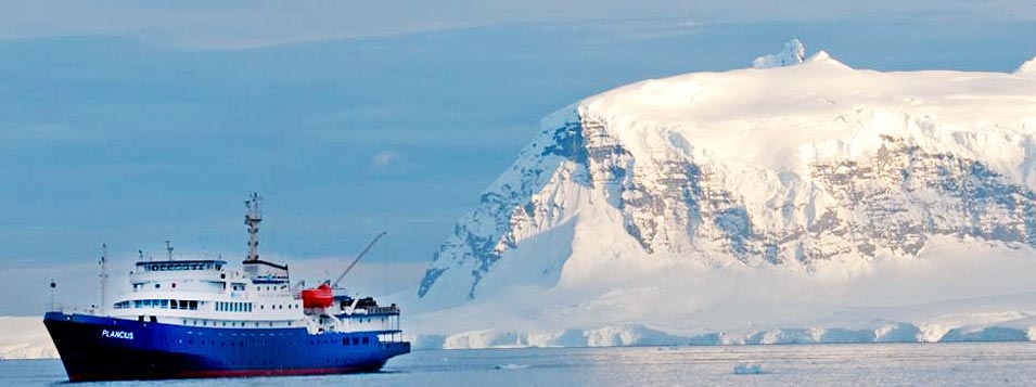 Viajar al Ártico y al Polo Norte con agencia de viajes de Barcelona: Señores Pasajeros